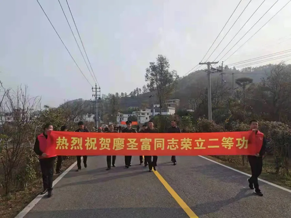 三年兩立功，這個兵真牛！