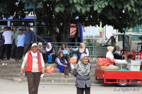 走進大理“白回”聚居的村落——洱源三枚村 走進大理“白回”聚居的村落——洱源三枚村