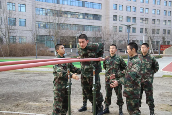 如今通訊如此方便快捷,但有些話我還是想親筆寫信說…… 如今通訊如此方便快捷,但有些話我還是想親筆寫信說……