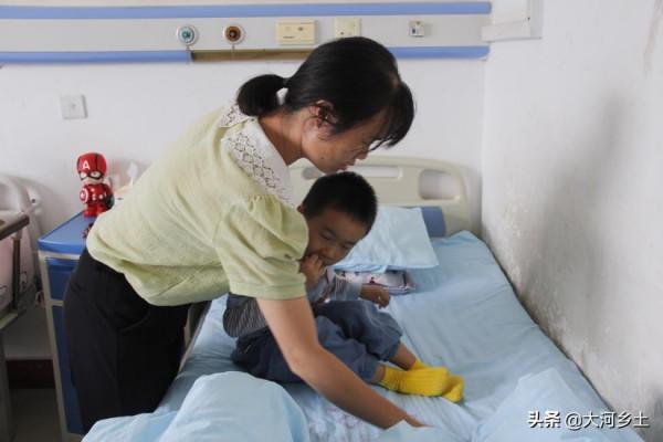 90後女子懷孕34周，一次逞強導致早產，如今悔不當初：是我害了他