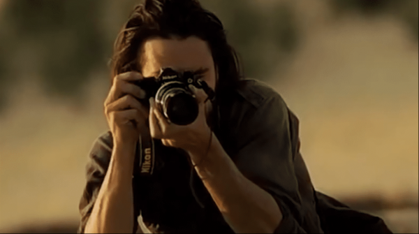 28年前，這張“禿鷲和小女孩”的照片聞名世界，小孩後來怎麼樣了