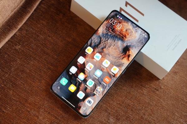 從4399跌至2999,驍龍888+144Hz三星E4屏,90W閃充旗艦售價更親民 從4399跌至2999,驍龍888+144Hz三星E4屏,90W閃充旗艦售價更親民