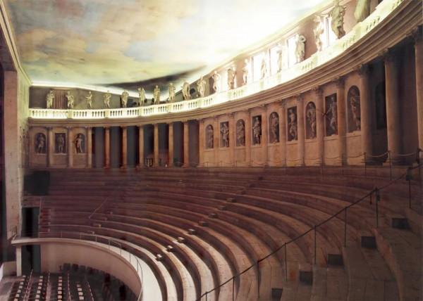 別人的“婚房”裡一去我就不想走