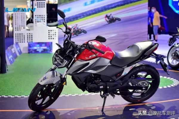 中國摩博會┃29980元起！力帆KPT400新車釋出