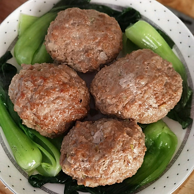 吃著比肉還鮮,嘴饞就吃四喜丸子 吃著比肉還鮮,嘴饞就吃四喜丸子