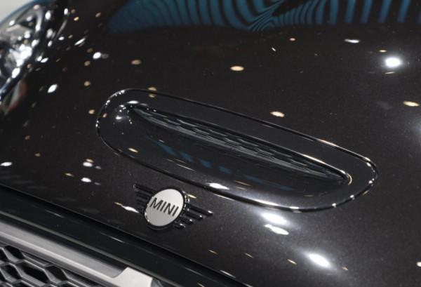 新車 |“黑武士”酷炫登場，黑標MINI特別版即將亮相2021天津車展