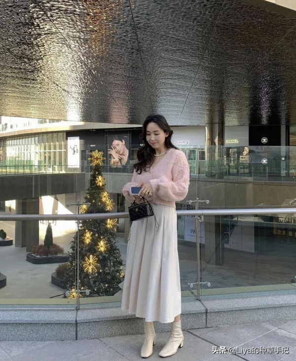 女生新年巨好看的4條裙子