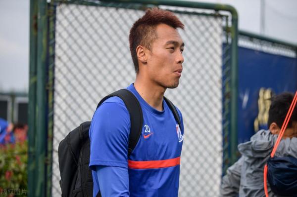 前中超申花鋒霸下家曝光，年薪相差250萬歐，中國足協做對了