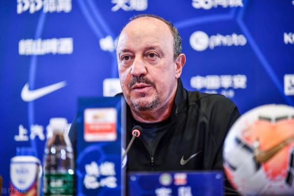 中超最大牌教練：銀狐裡皮領銜，卡佩拉榜上有名，大連人教練最次