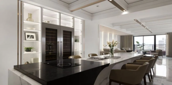 看膩廚房？這5套讓你眼界大開！20人大中島、小酒窖，顛覆想象