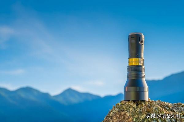 即有外觀設計,又有強悍效能Lumintop Thor II(雷神2) LEP鐳射手電 即有外觀設計,又有強悍效能Lumintop Thor II(雷神2) LEP鐳射手電