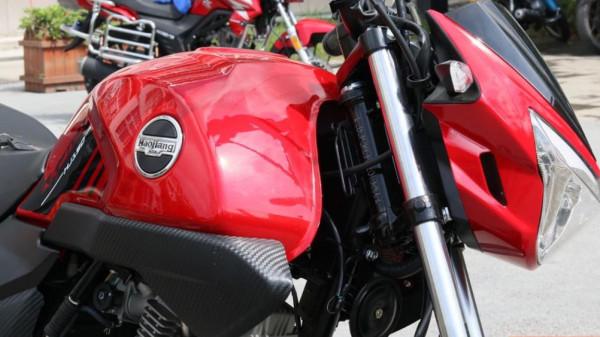 豪江150級運動街車，配置出色，還能裝貨運貨，售7580元