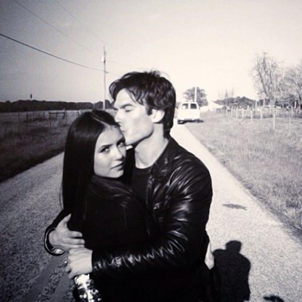 《吸血鬼日記》演員們現實中的另一半，你最看好哪一對？