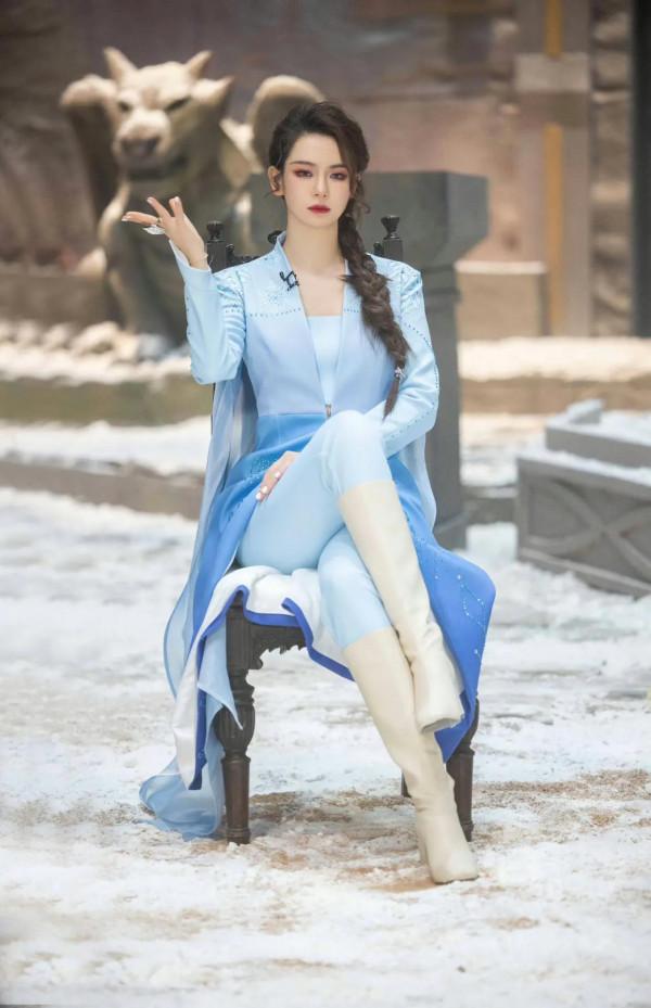 戚薇 冰雪公主