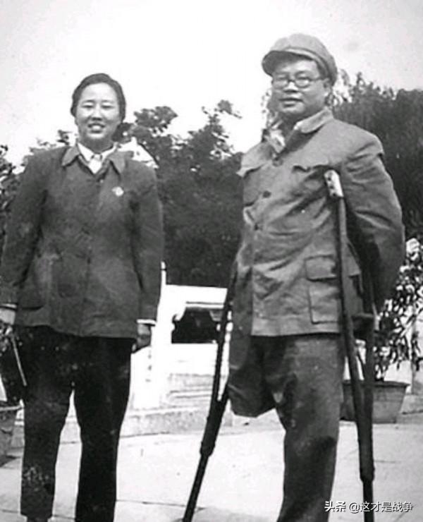 當毛主席再次看到她時，竟然高興地叫了起來：李堅真，你沒死啊