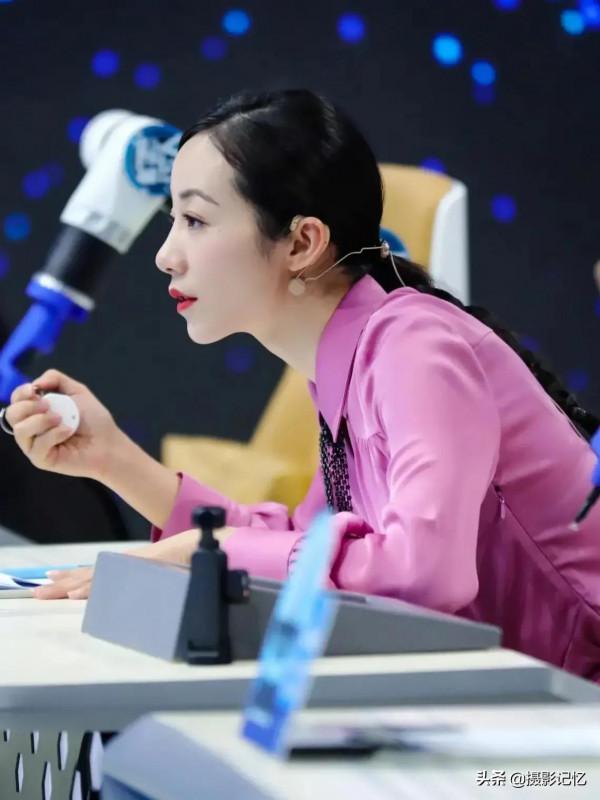 韓雪:溫文爾雅,明豔動人 韓雪:溫文爾雅,明豔動人