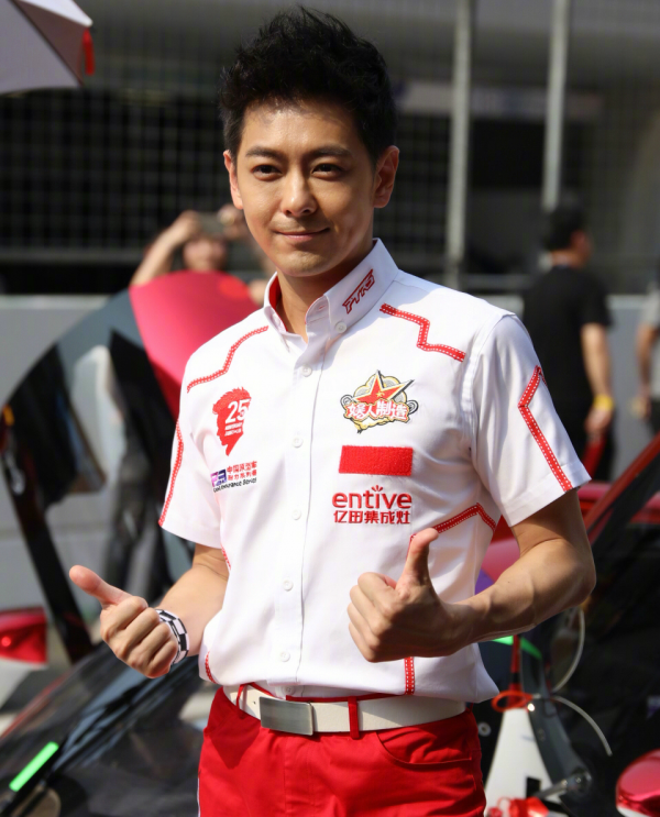 曾經風光無限，如今過氣的10位港臺明星，有的只能接廉價的商演