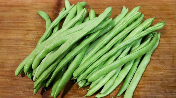 提醒大家:這4種蔬菜吃前一定要焯水,否則容易會引起結石 提醒大家:這4種蔬菜吃前一定要焯水,否則容易會引起結石