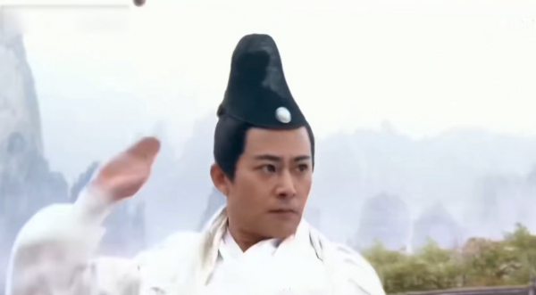 古偶過來學學《冰火鳳》，這才是古裝俊男美女該有的妝容