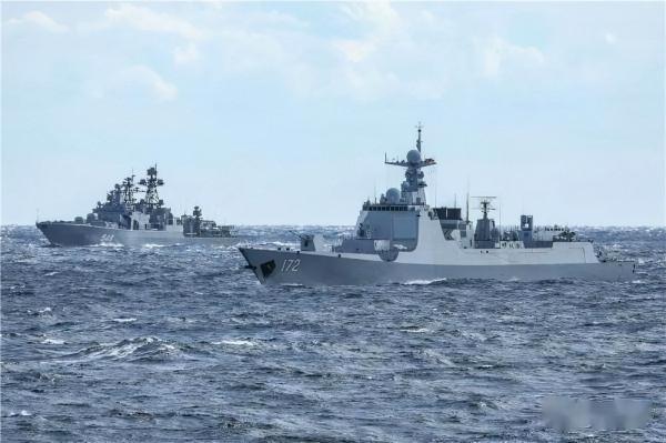 中國航母穿越宮古海峽，東京當局感到焦慮？反華路上狠踩急剎車