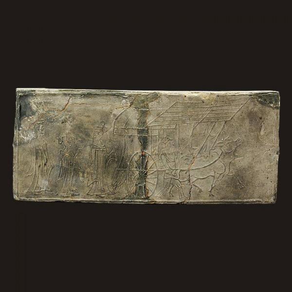 薄透時尚美,裙長身姿秀!六朝女性很敢穿 薄透時尚美,裙長身姿秀!六朝女性很敢穿