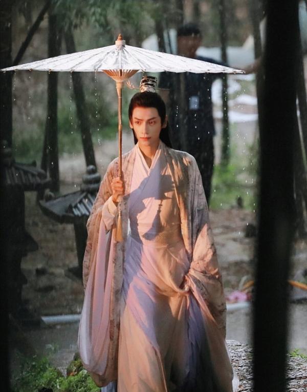 如今古裝劇裡的美男,我只服這6位!帥得很有古典感,儀態也超棒 如今古裝劇裡的美男,我只服這6位!帥得很有古典感,儀態也超棒