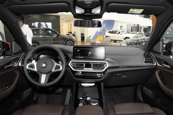 想買一輛安全性好的中型SUV,不妨看看寶馬X3,動力強、顏值高 想買一輛安全性好的中型SUV,不妨看看寶馬X3,動力強、顏值高