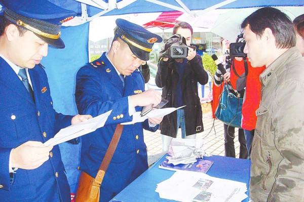 為什麼都說20年前的車質量比現在的車好,看完你就明白了! 為什麼都說20年前的車質量比現在的車好,看完你就明白了!