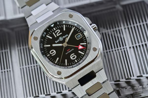 柏萊士BR 05 GMT腕錶——方圓之中的雙城紐帶 柏萊士BR 05 GMT腕錶——方圓之中的雙城紐帶