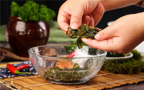 42歲的人手裡有10萬元，2022年想回農村創業，做什麼專案好？