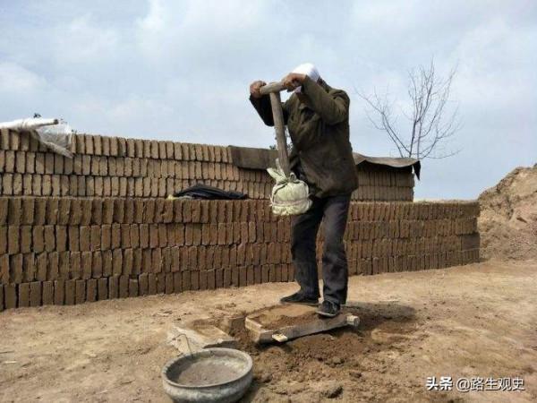 西北人為什麼把土坯叫做胡基?用它來蓋房子,與“胡人”沒有關係 西北人為什麼把土坯叫做胡基?用它來蓋房子,與“胡人”沒有關係