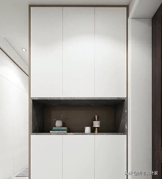 入戶過道太窄，放鞋櫃就堵大門，應該這樣解決