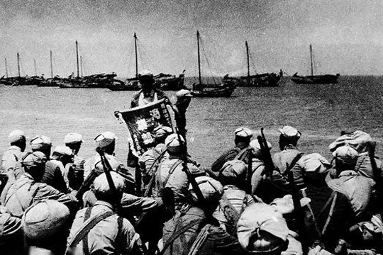 解放海南時，我軍有很多不利因素，韓先楚為什麼堅持提前進攻