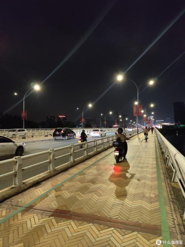 試水 realme GT 大師探索版:索尼 imx766 鏡頭真的香嗎? 試水 realme GT 大師探索版:索尼 imx766 鏡頭真的香嗎?