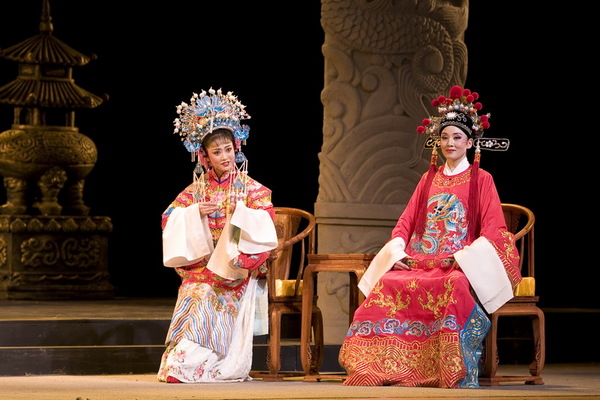 小潘潘魔改《黃梅戲》引熱議,原唱慕容曉曉至今未發聲 小潘潘魔改《黃梅戲》引熱議,原唱慕容曉曉至今未發聲