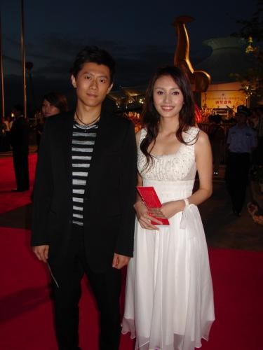 袁泉：嫁給同學夏雨，是公婆和老公的調和劑，解開老公多年的心結