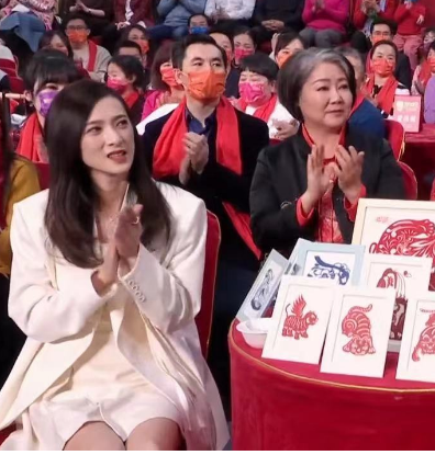 央視元宵晚會八大亮點：馬凡舒的顏，太空彈琴，女足《鏗鏘玫瑰》