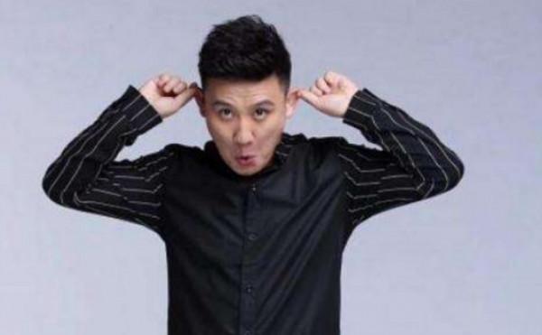 楊樹林:妻子入獄不離不棄,獨自帶女兒苦等愛妻 楊樹林:妻子入獄不離不棄,獨自帶女兒苦等愛妻