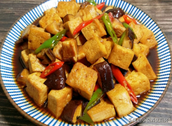 天冷適合吃這菜，高蛋白高鈣質，營養比雞蛋高，家裡有娃要多吃