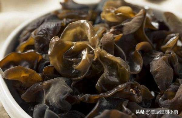 為了健康，無論平時怎麼節約，這6種&OpenCurlyDoubleQuote;隔夜菜&rdquo;儘量少吃