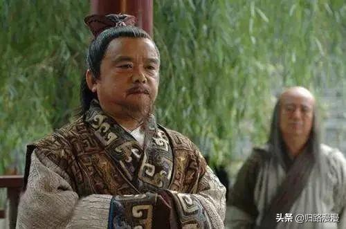 國內第一矮星陳三木，身高1米28，4任妻子都很漂亮