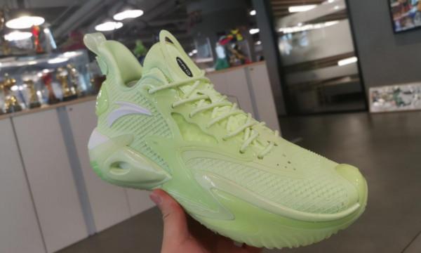 一週球鞋！安踏多款新品曝光，李寧全城10代亮相，耐克阿迪無亮點