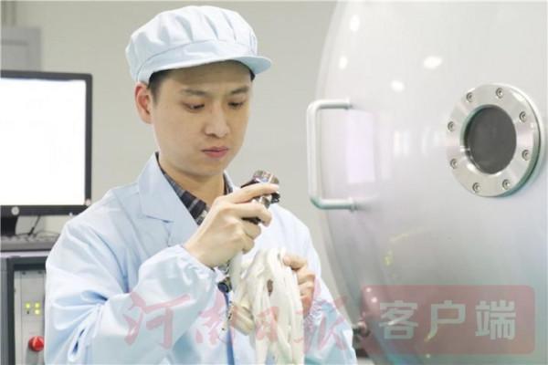 大國重器背後的河南人丨一“纜”在手 蒼穹無憂