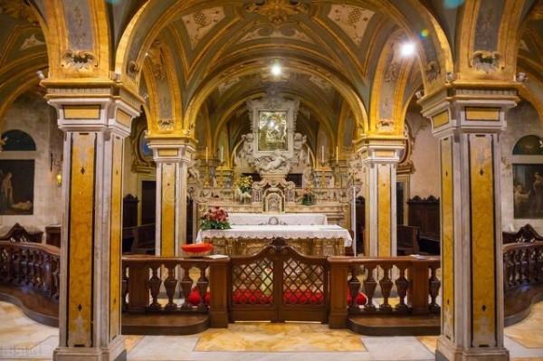 東方農耕文明的大一統與西方海洋文明的分權分治比較分析