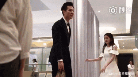 五朵“自毀前程”的95後小花，各有各的“作法”