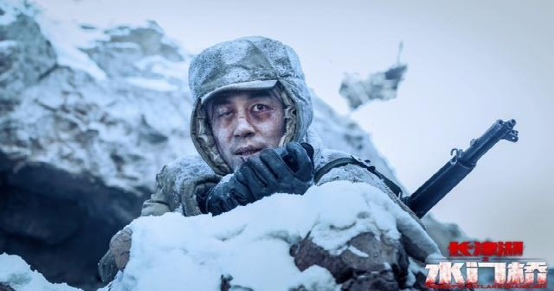 《水門橋》：從凍土豆到凍黃豆！從催淚彈到超級催淚彈