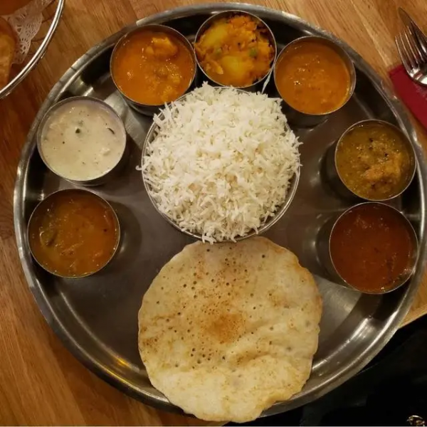 在印度吃了三天瑪莎拉,我在肛腸科和劉庸團建 在印度吃了三天瑪莎拉,我在肛腸科和劉庸團建