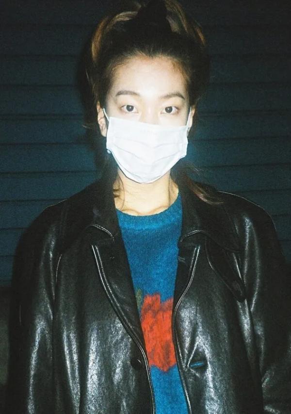 這個被嘲矮的超模火了!一臉硬傷,為啥還被Dior、Prada搶著寵? 這個被嘲矮的超模火了!一臉硬傷,為啥還被Dior、Prada搶著寵?