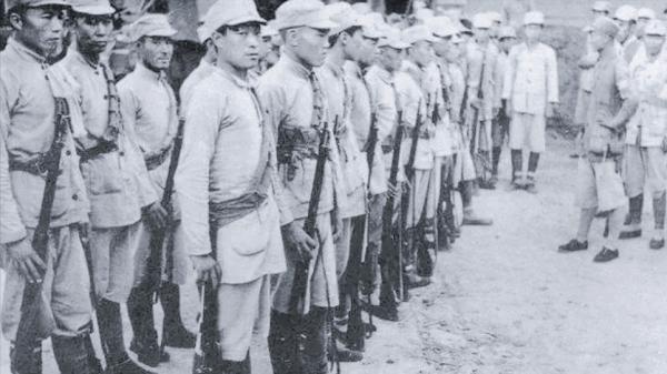 1982年,重慶發現一具戴著腳鐐的遺骸,身份公佈後直接驚動少將 1982年,重慶發現一具戴著腳鐐的遺骸,身份公佈後直接驚動少將