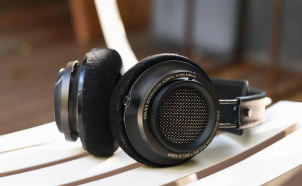 情懷耳機就只能聽個響?飛利浦Fidelio X2HR 對你說“不” 情懷耳機就只能聽個響?飛利浦Fidelio X2HR 對你說“不”